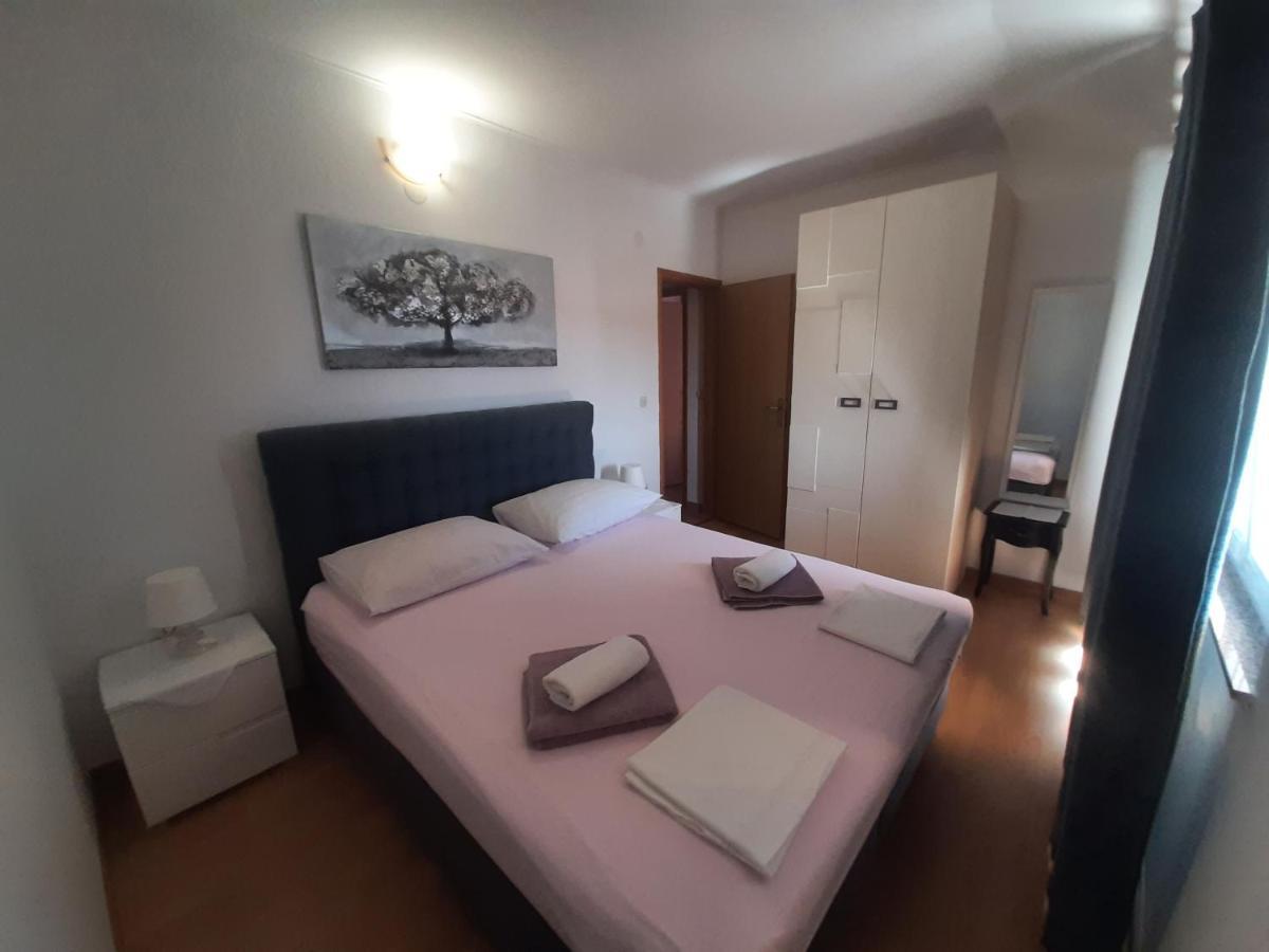Donadic I, Caska Appartement