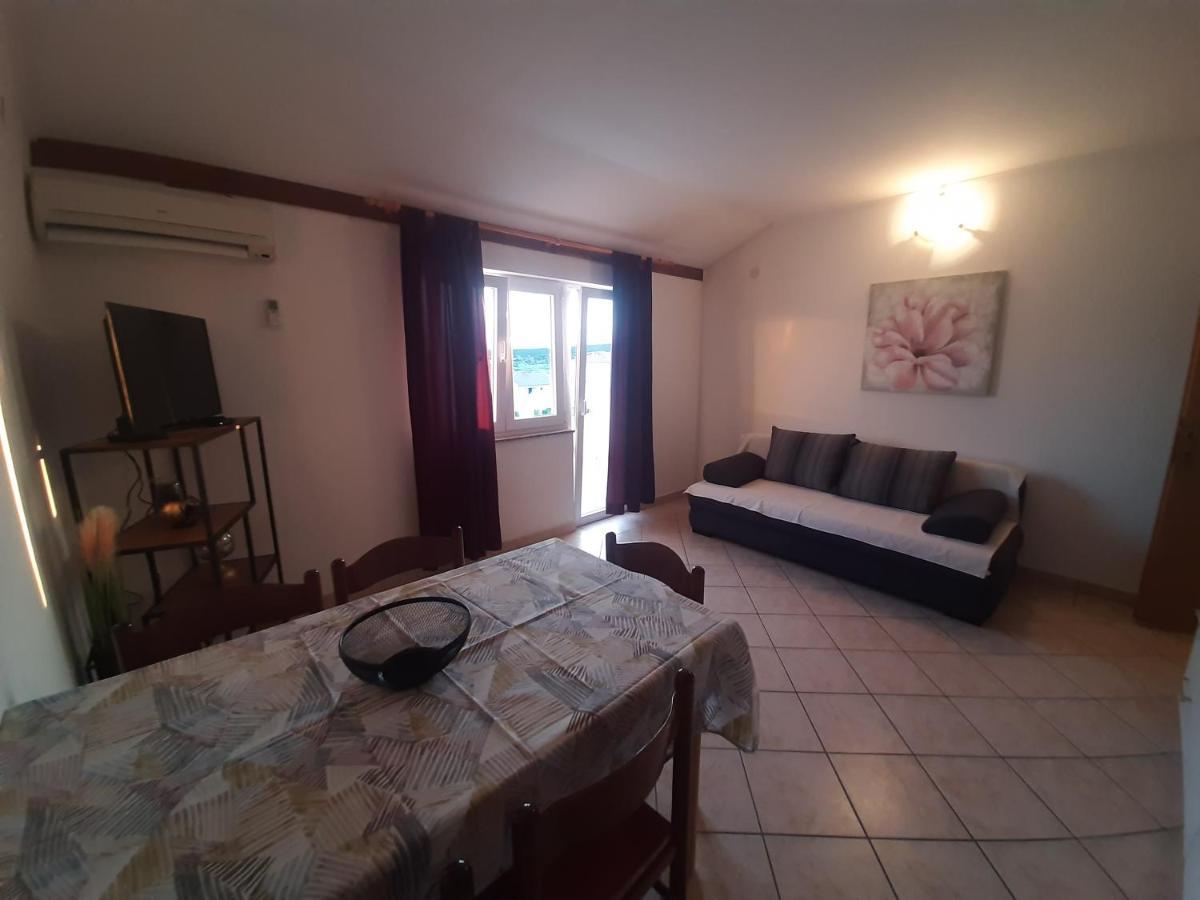 Donadic I, Caska Appartement *