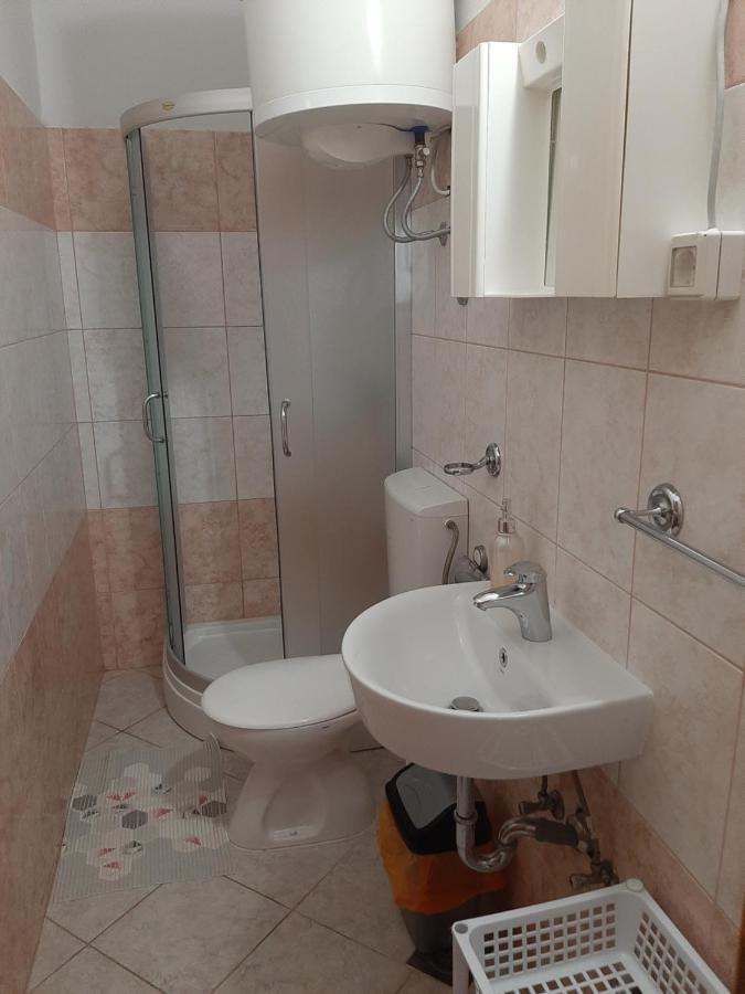 Appartement Donadic I, Caska
