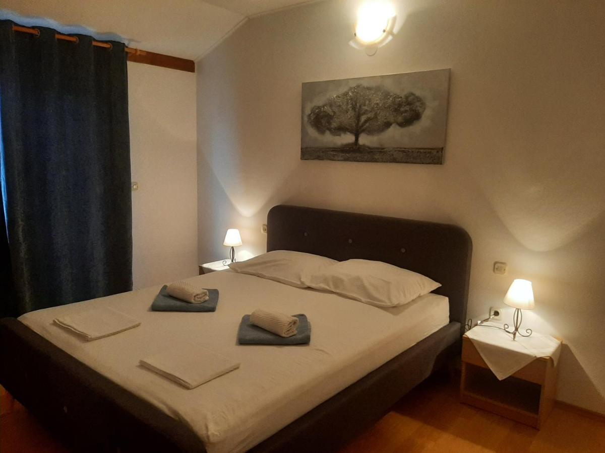 Donadic I, Caska Apartmán *