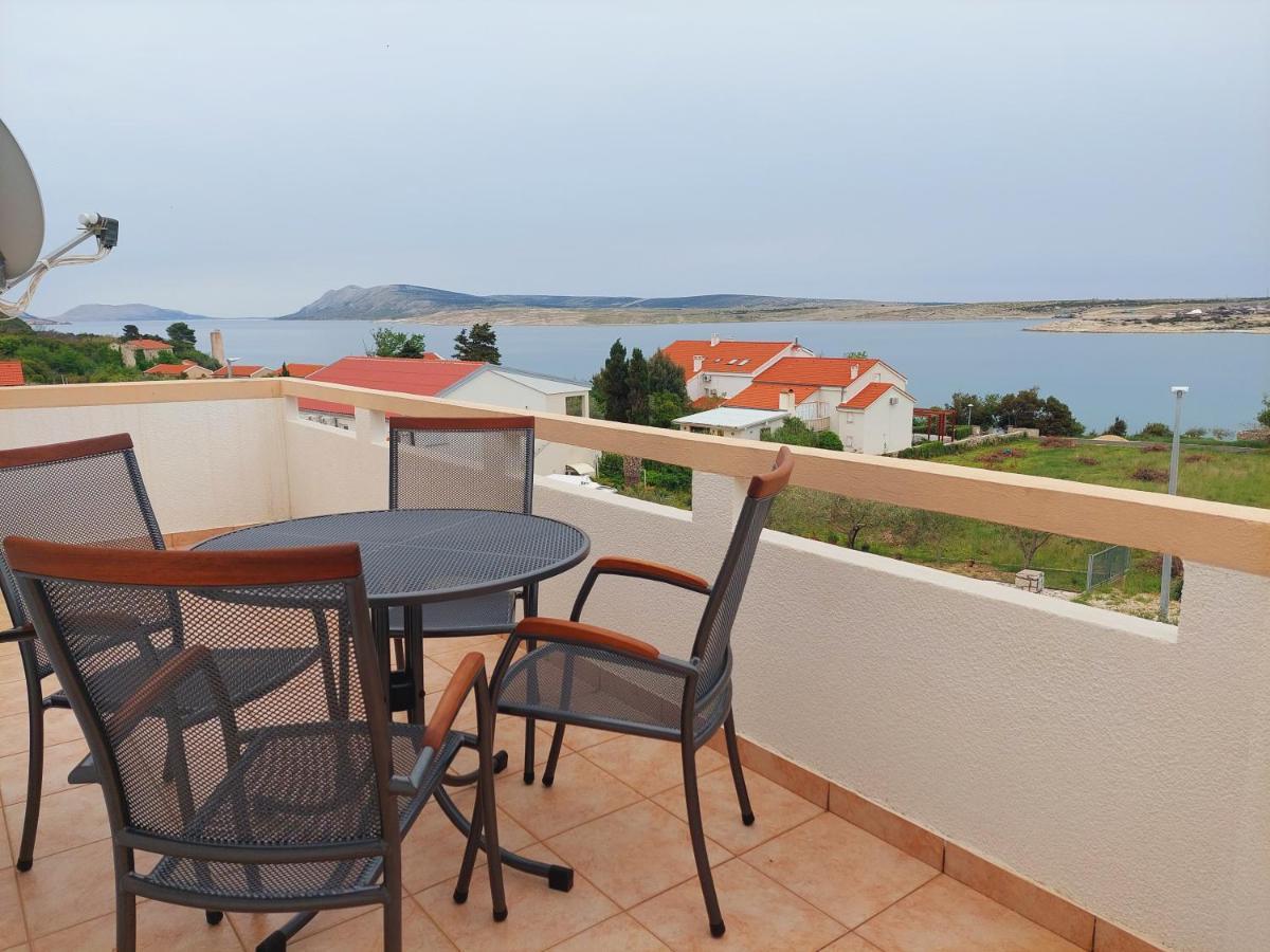 Donadic I, Caska Apartmán Novalja